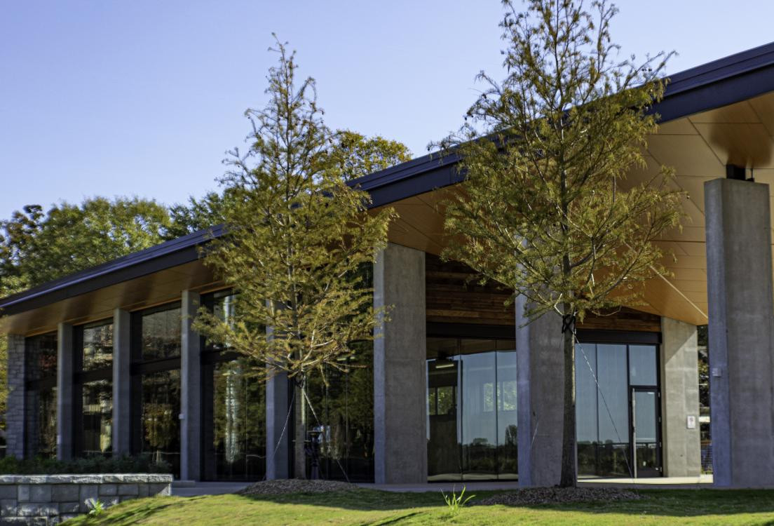 The City Is Asking Why Nobody Wants the Grant Park Gateway Restaurant
